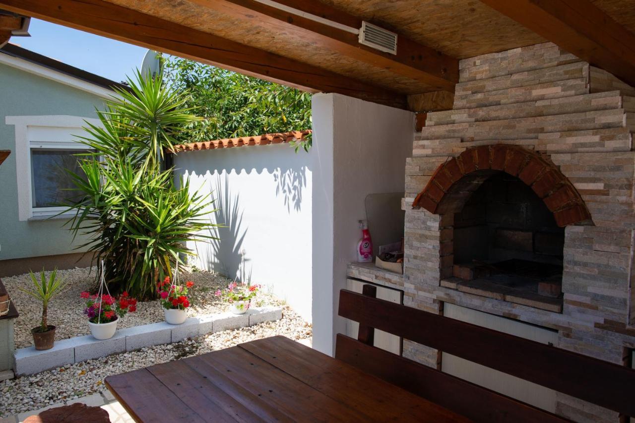 Holiday Home Petrovic Medulin Ngoại thất bức ảnh