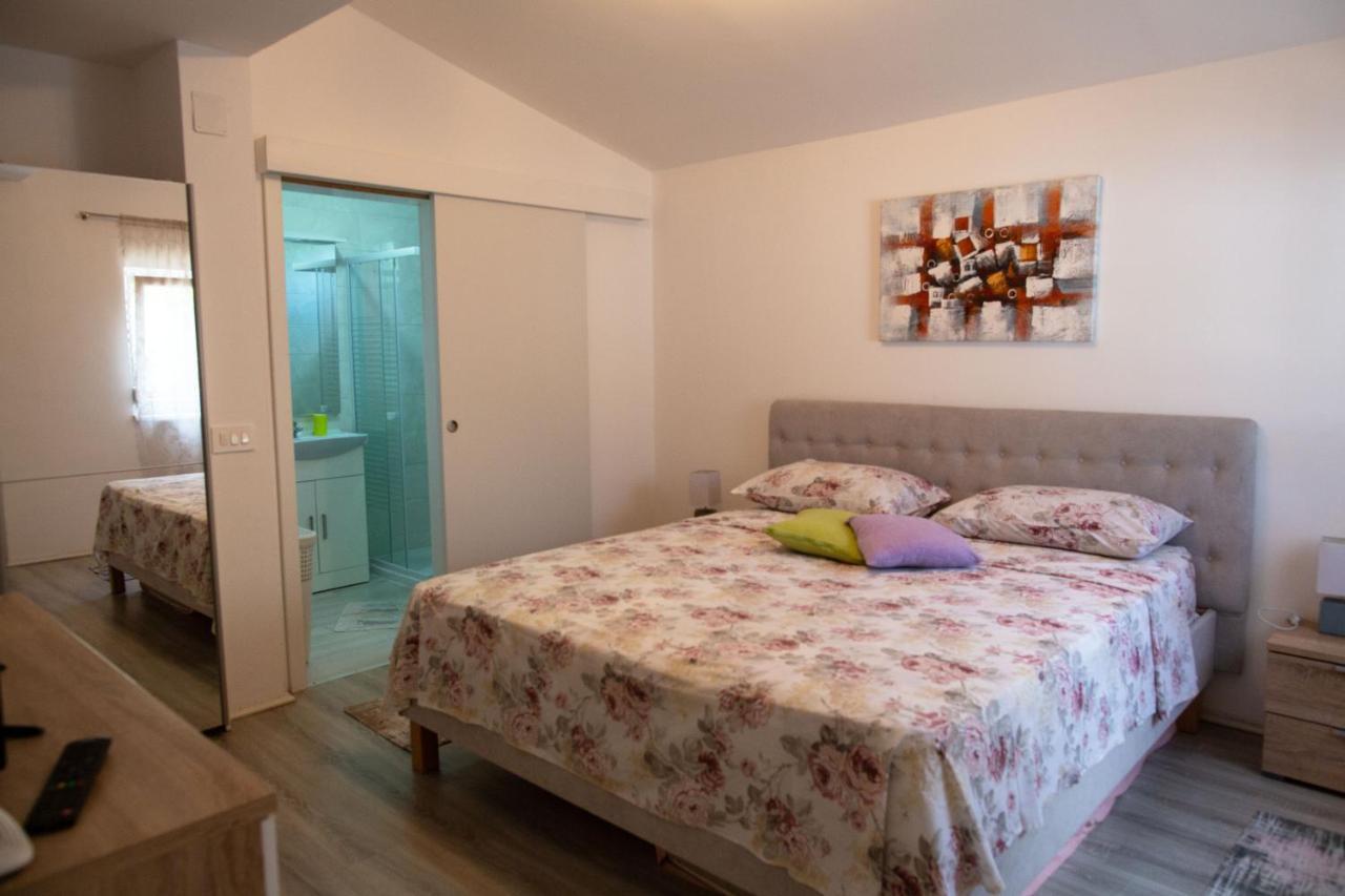 Holiday Home Petrovic Medulin Ngoại thất bức ảnh