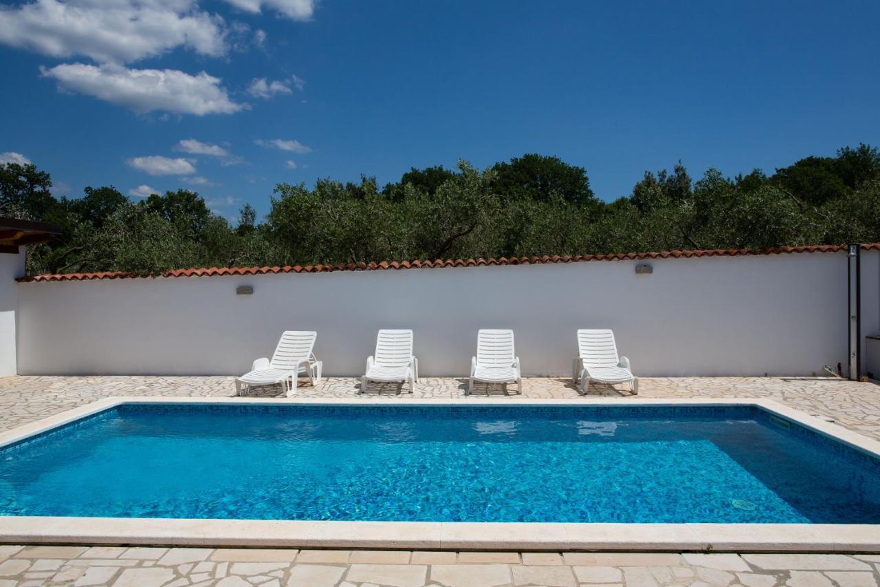 Holiday Home Petrovic Medulin Ngoại thất bức ảnh